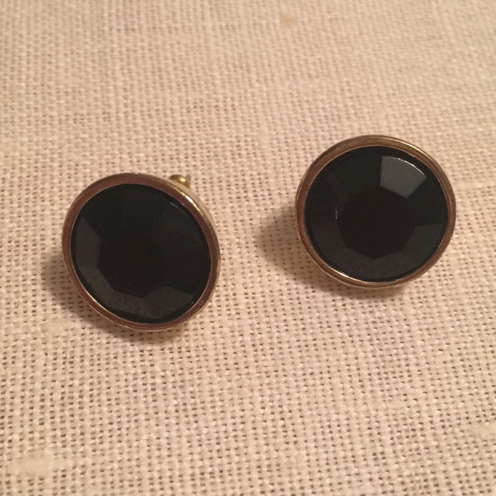 Black and Gold Studs! Classic!